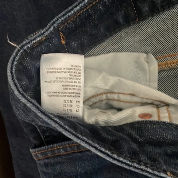 Like NEW!! Bundle 2 pair American Eagle Jeans - Picture 7 of 9